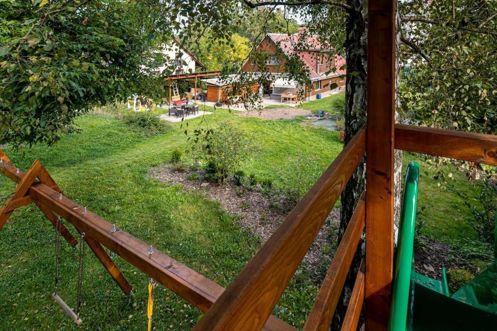 Apartman V Podzamci リフノフ・ナト・クニェジュノウ エクステリア 写真